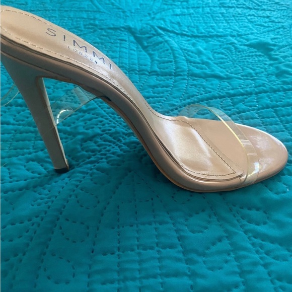 Heels - Picture 2 of 3